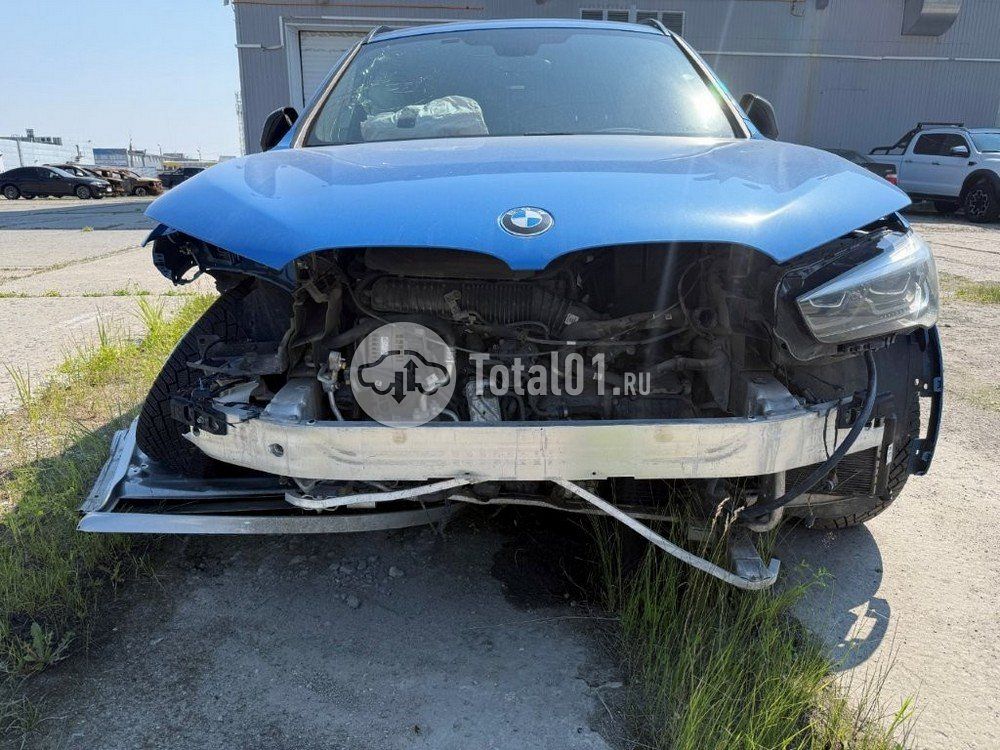 Фото BMW X1 10