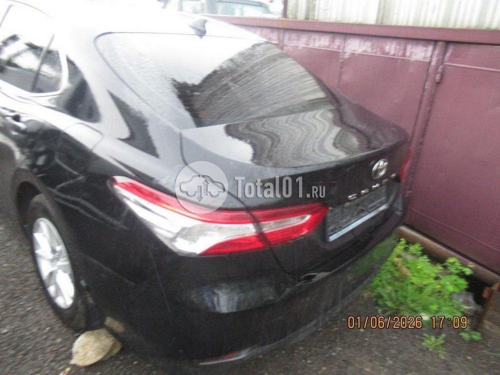 Фото Toyota Camry 16