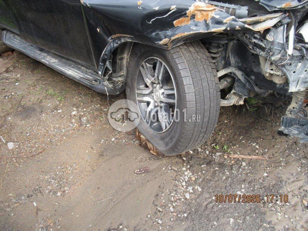 Фото Toyota Fortuner 12