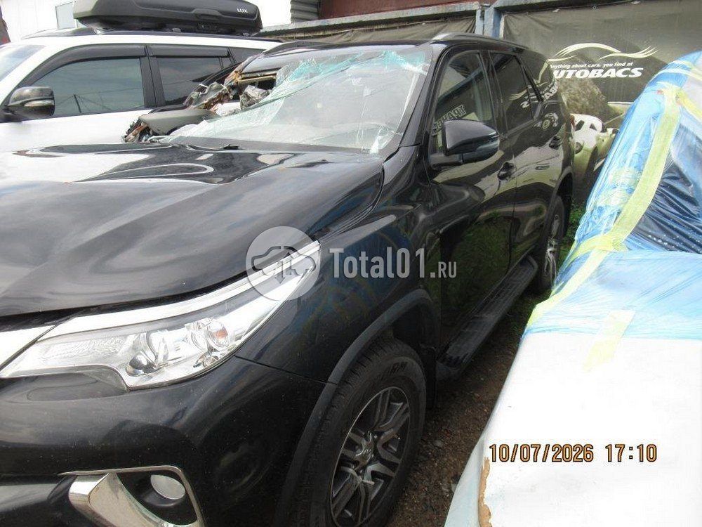 Фото Toyota Fortuner 20