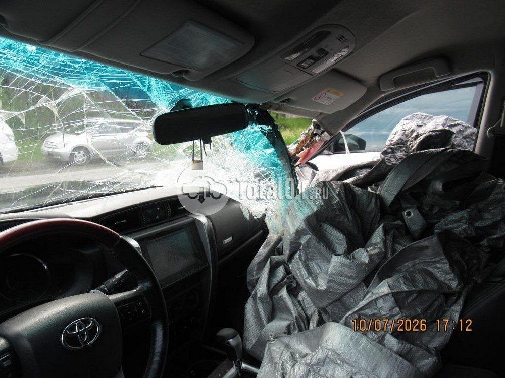 Фото Toyota Fortuner 66