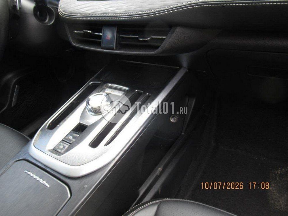 Фото Haval Jolion 80