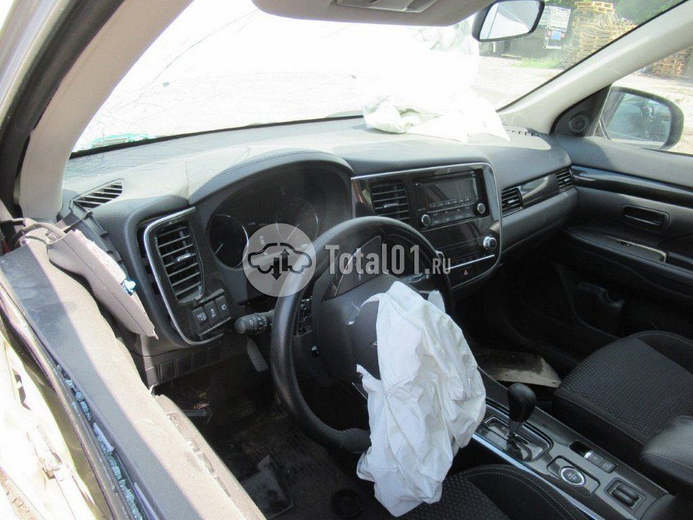 Фото Mitsubishi Outlander 38