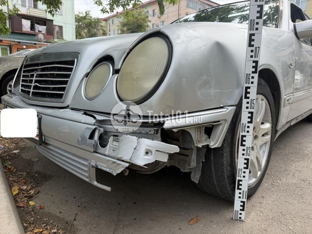 Фото Mercedes-Benz E-класс 4