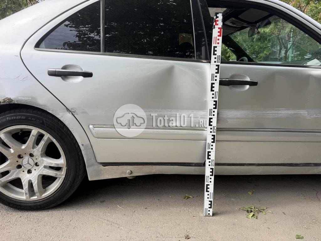 Фото Mercedes-Benz E-класс 10