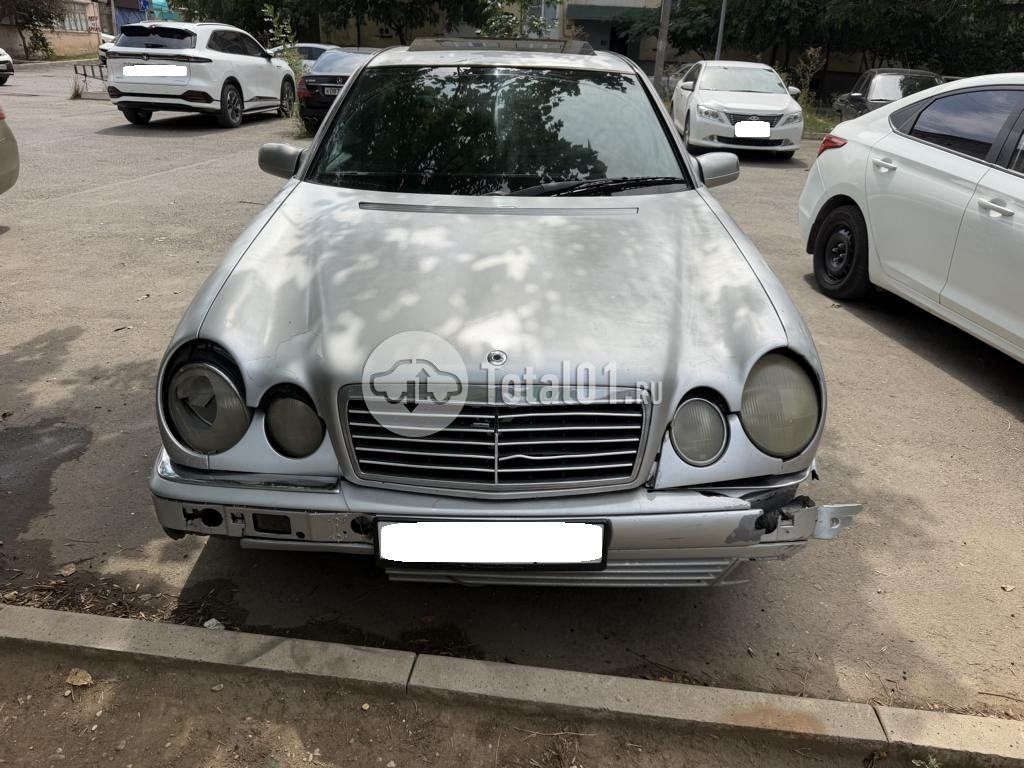 Фото Mercedes-Benz E-класс 20