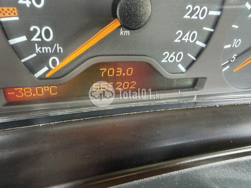 Фото Mercedes-Benz E-класс 24