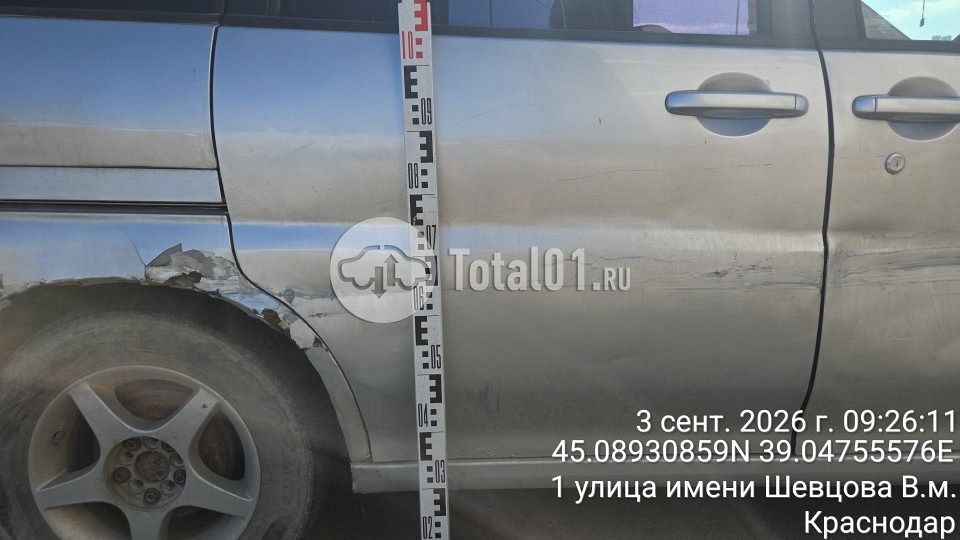 Фото Nissan Liberty 30