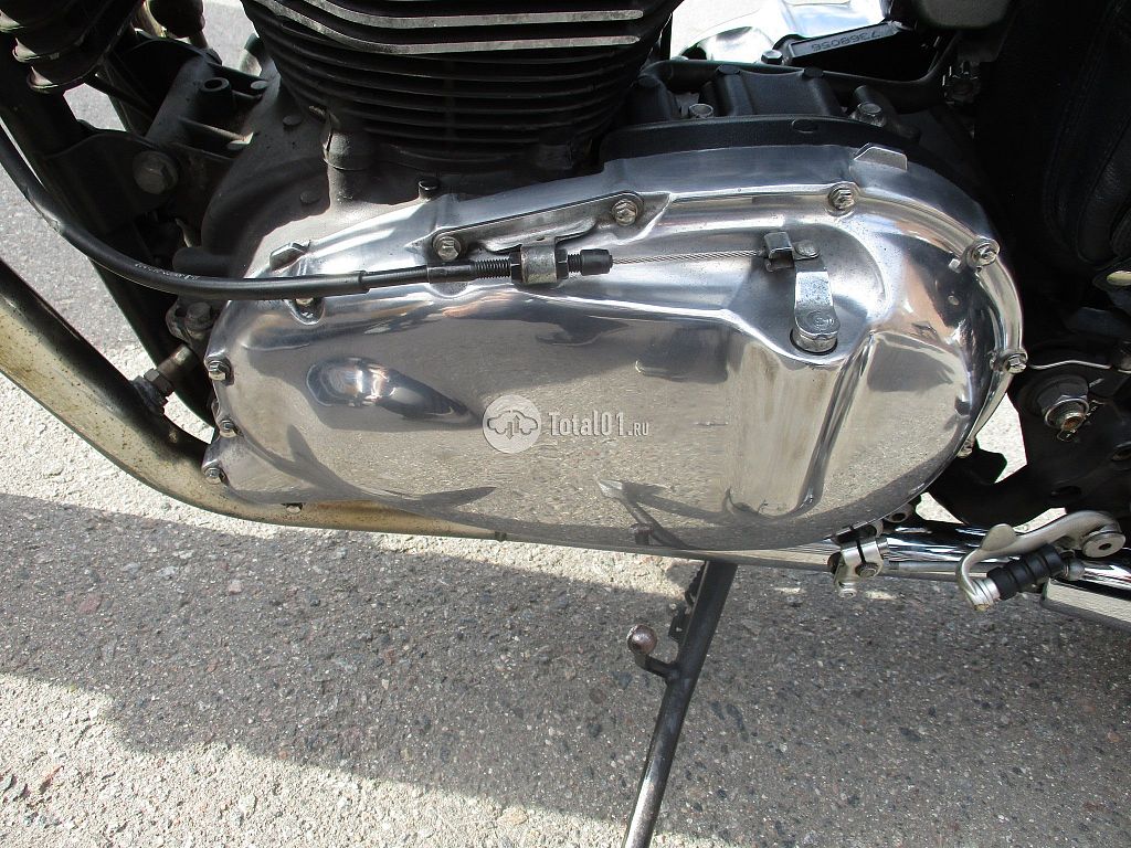 Фото Triumph THRUXTON 900 10