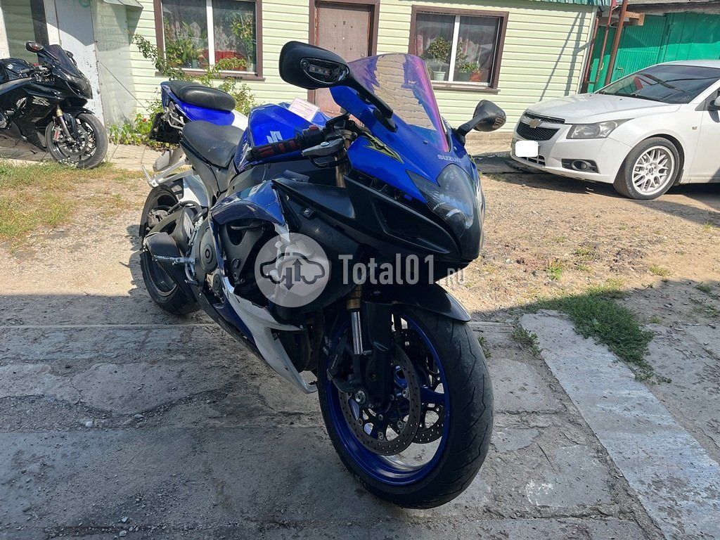 Фото Suzuki GSX-R600 4
