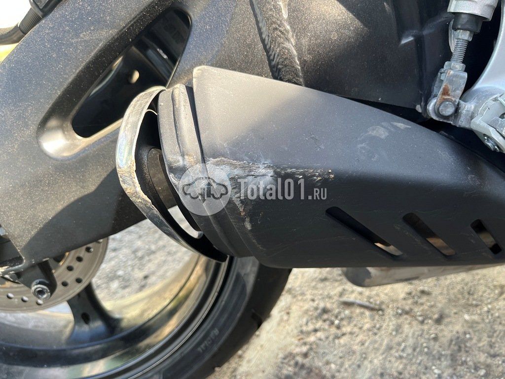 Фото Suzuki GSX-R600 20
