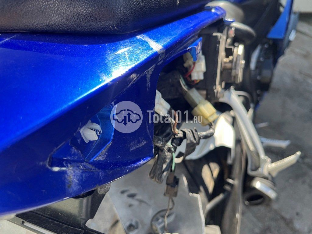 Фото Suzuki GSX-R600 22