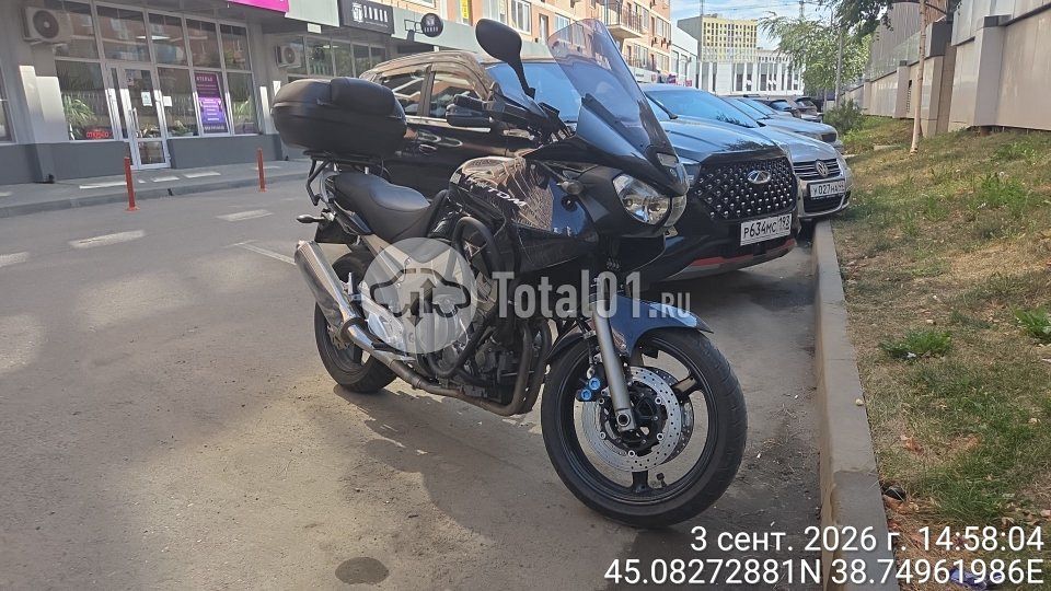 Фото Yamaha XSR 900 16
