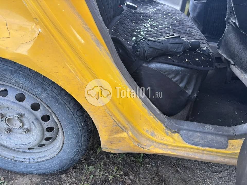 Фото Toyota Vitz 14