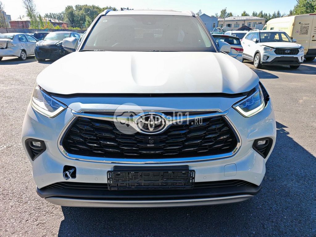 Фото Toyota Highlander 4