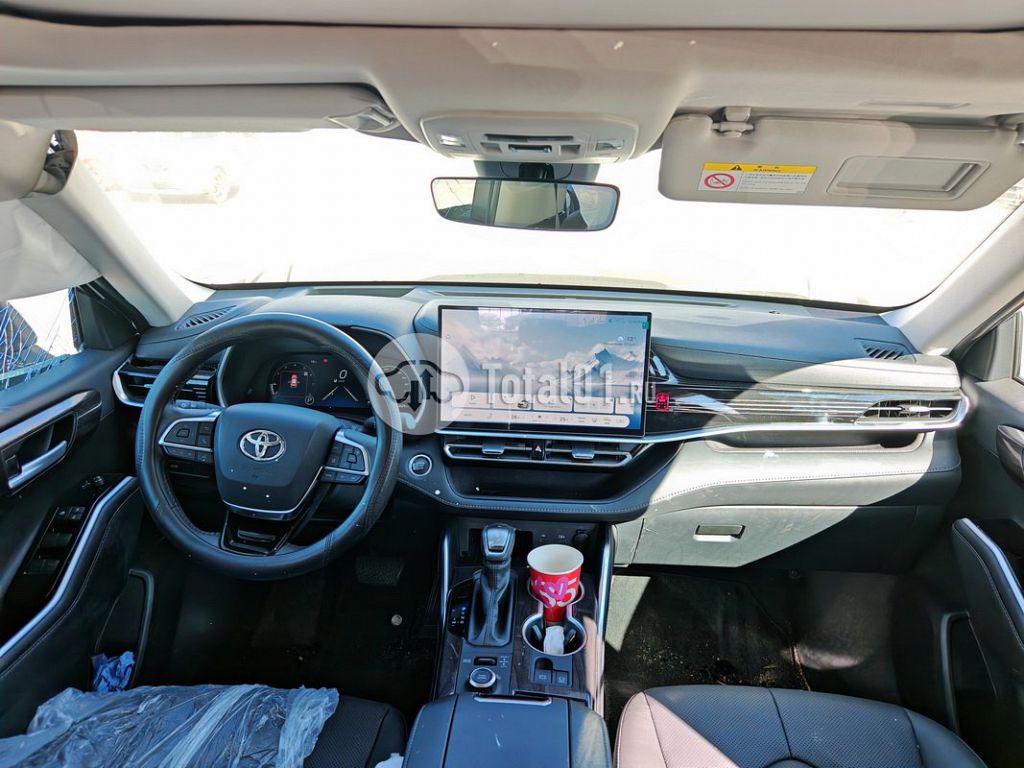 Фото Toyota Highlander 140