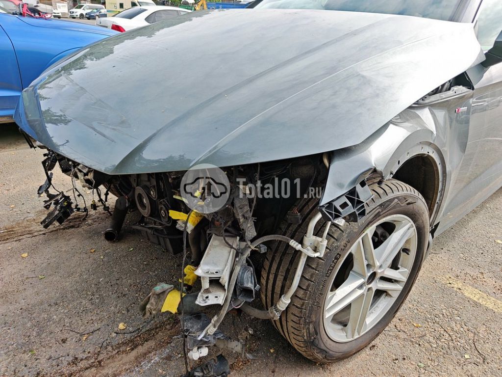 Фото Audi Q5 8