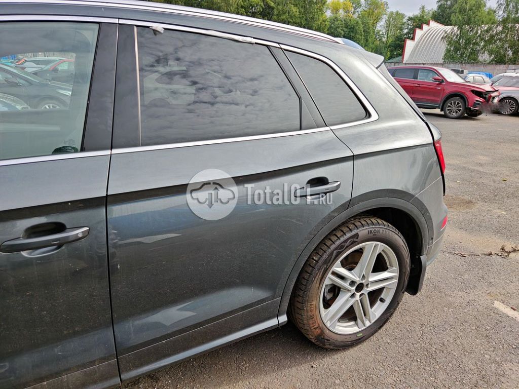 Фото Audi Q5 36