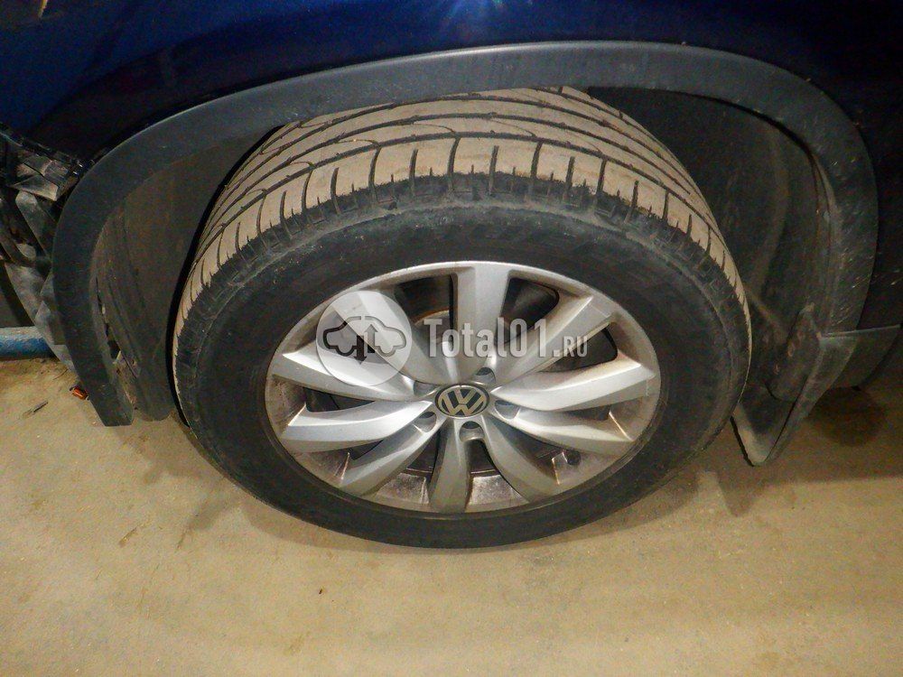 Фото Volkswagen Tiguan 30