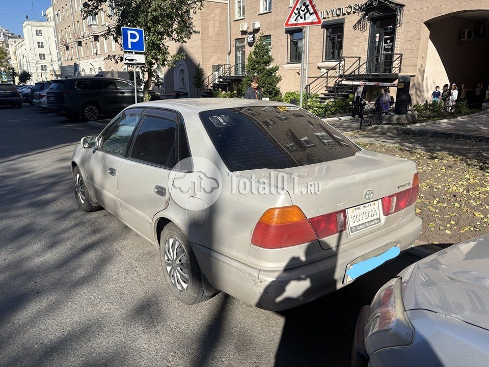 Фото Toyota Sprinter 84