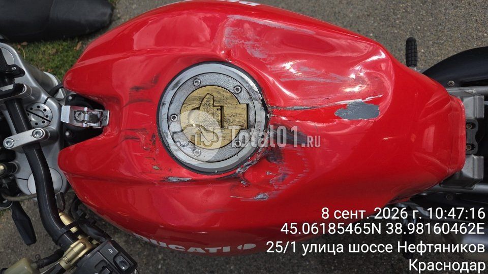 Фото Ducati Monster 12