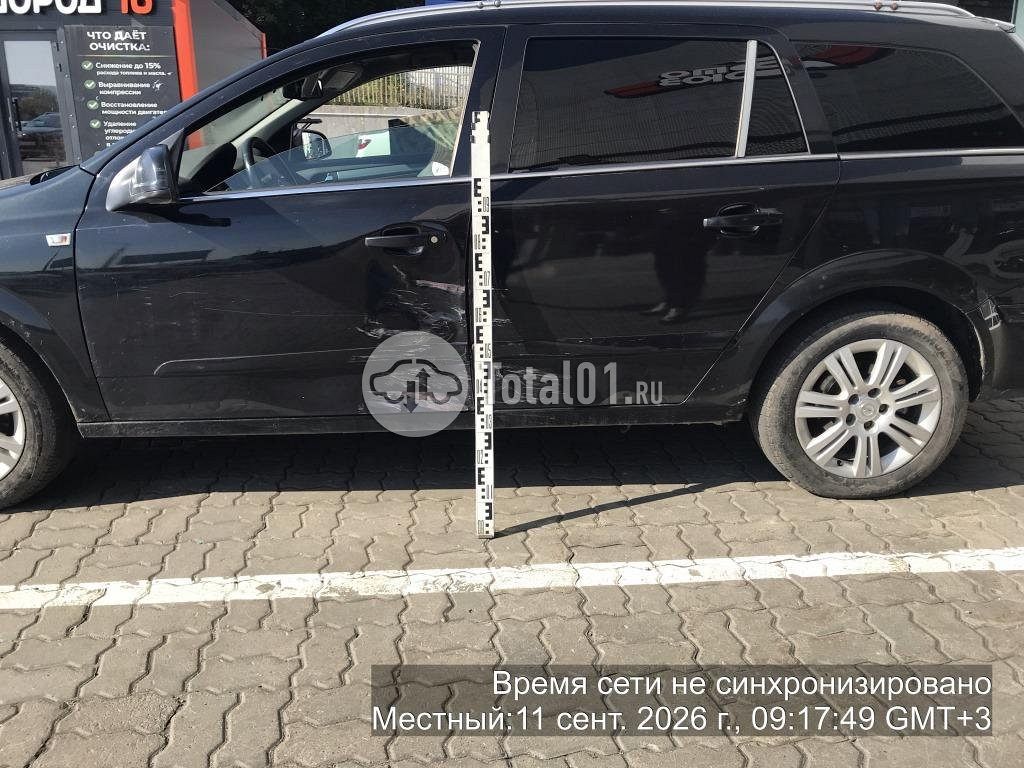 Фото Opel Astra 16