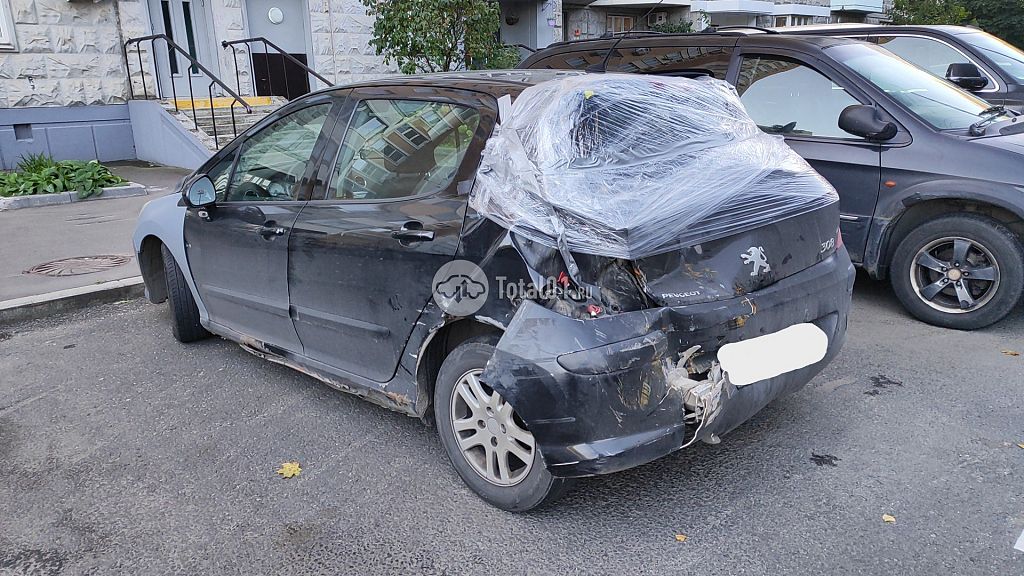 Фото Peugeot 308 4