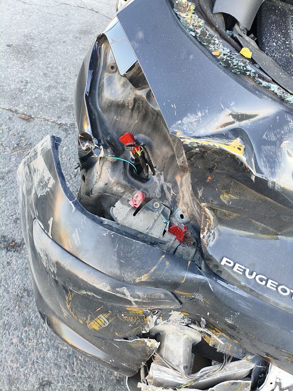 Фото Peugeot 308 16