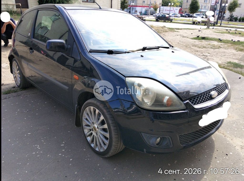 Фото Ford Fiesta 4