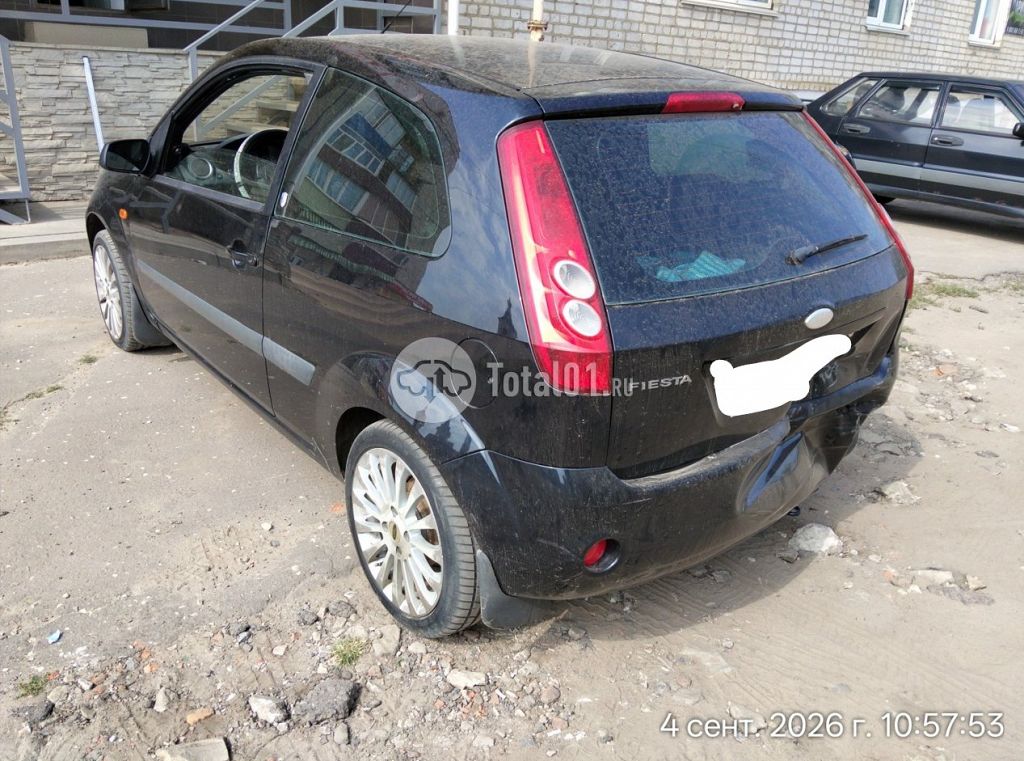 Фото Ford Fiesta 12