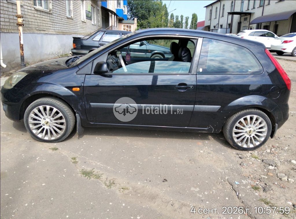 Фото Ford Fiesta 14