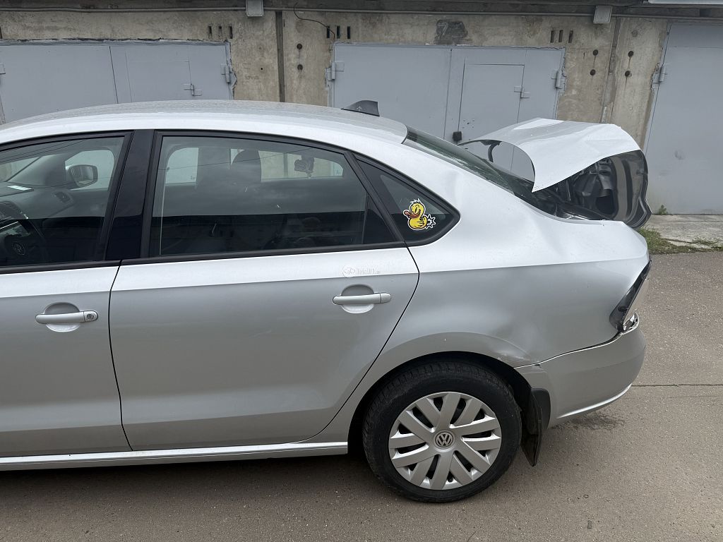 Фото Volkswagen Polo 8