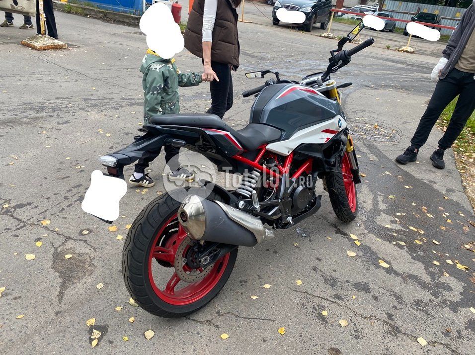 Фото BMW G 310 R 8