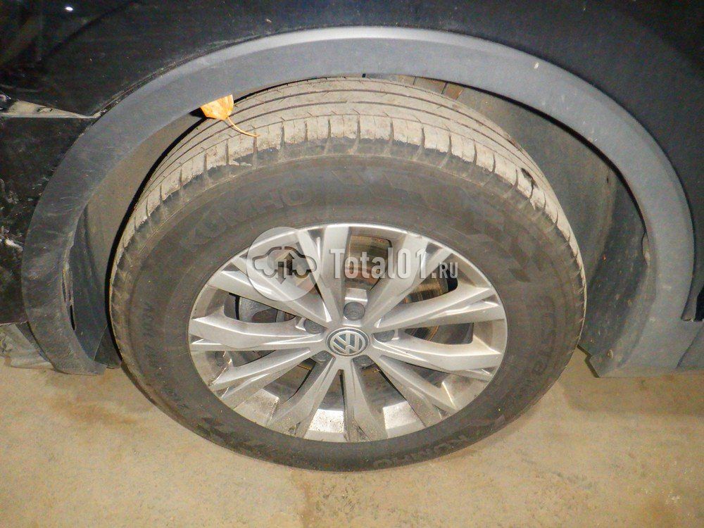 Фото Volkswagen Tiguan 30