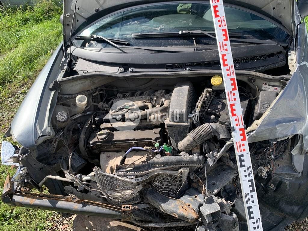 Фото Citroen C3 16