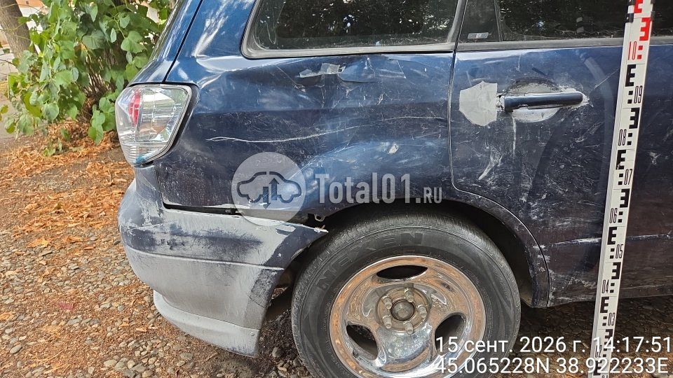 Фото Mitsubishi Airtrek 36