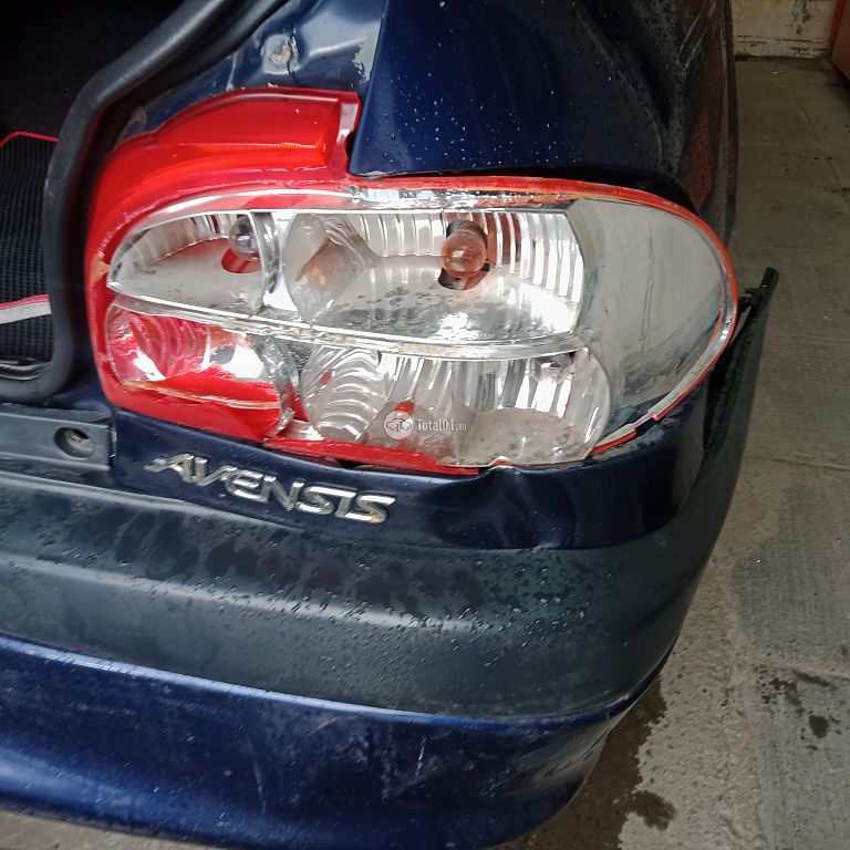 Фото Toyota Avensis 10