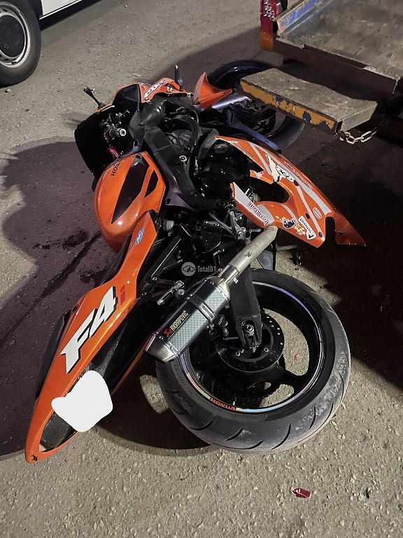 Фото Honda CBR600F 8