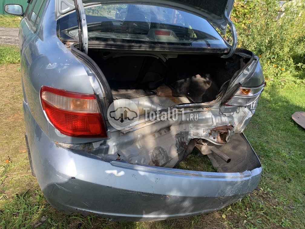 Фото Nissan Almera 18