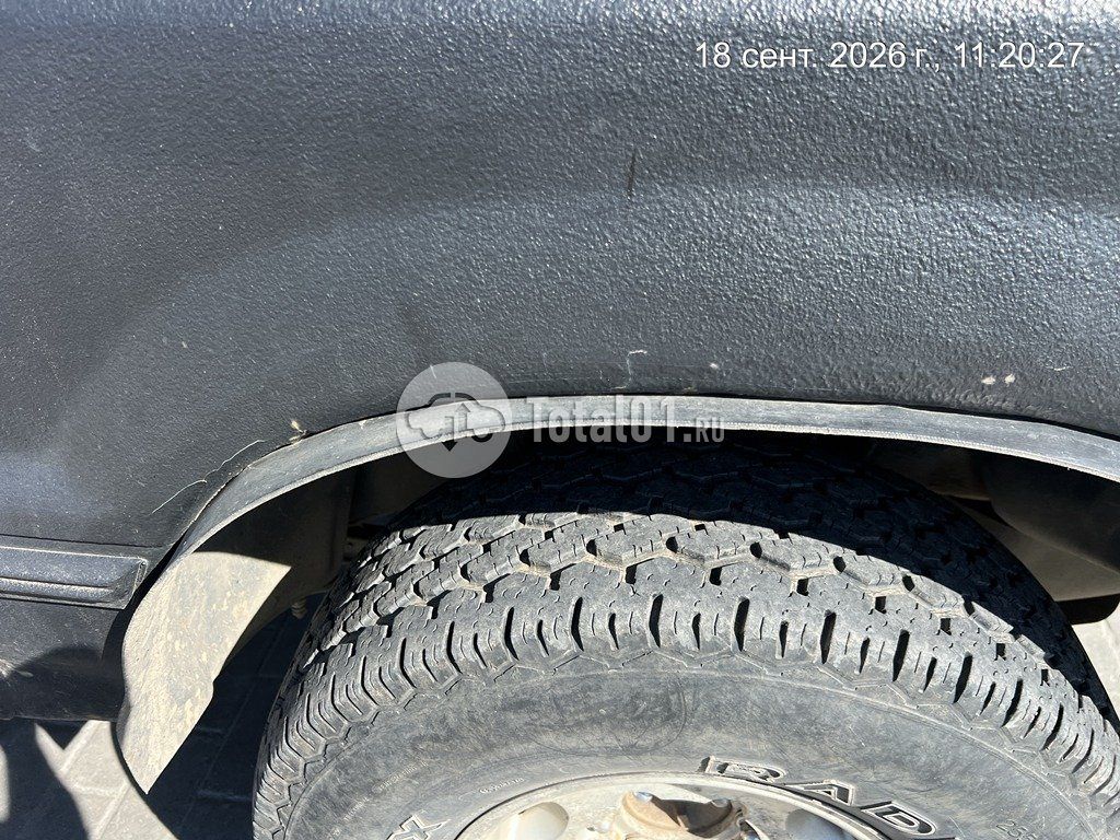 Фото Mitsubishi Pajero 160