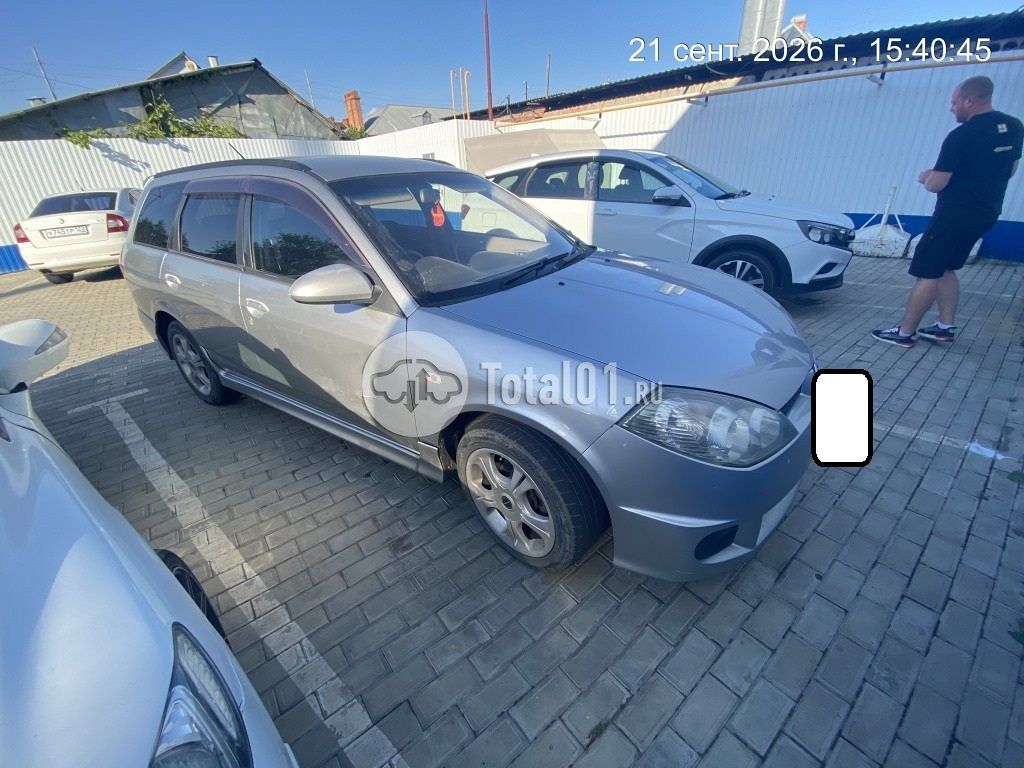 Фото Nissan Wingroad 6