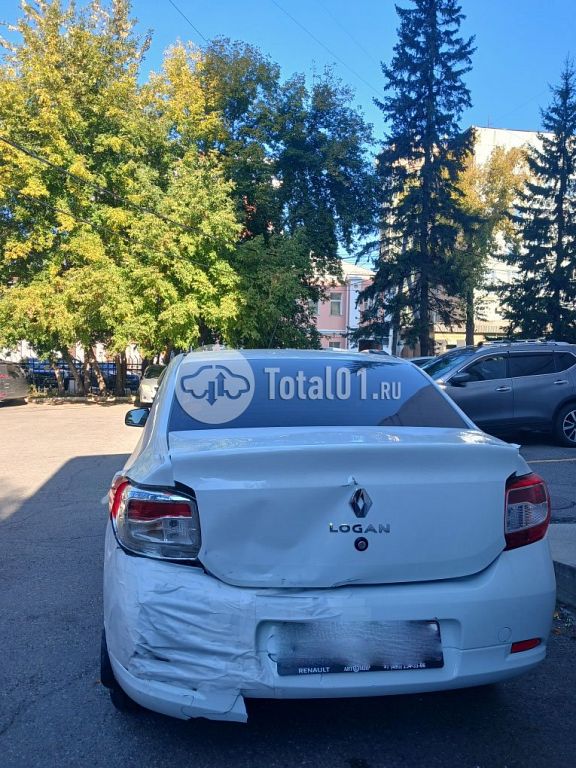 Фото Renault Logan 8