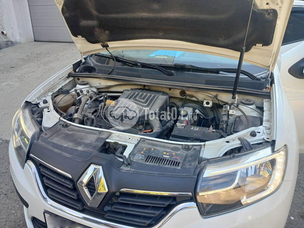 Фото Renault Logan 26