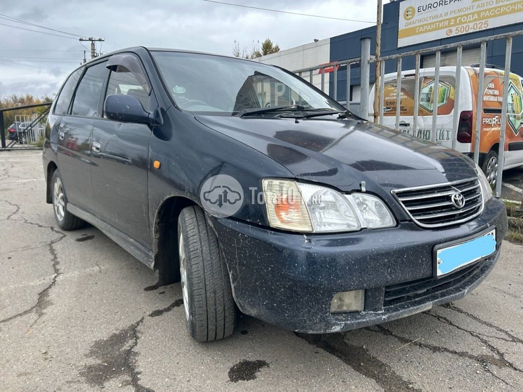 Фото Toyota Gaia 2