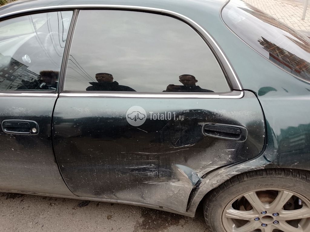 Фото Toyota Carina 12