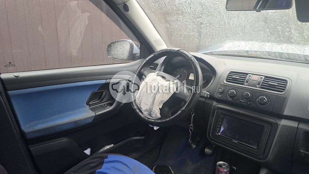 Фото Skoda Fabia 24