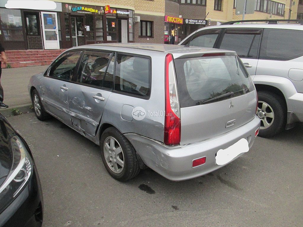 Фото Mitsubishi Lancer 6
