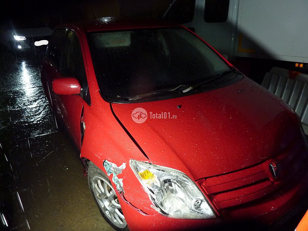 Фото Toyota Ist 8