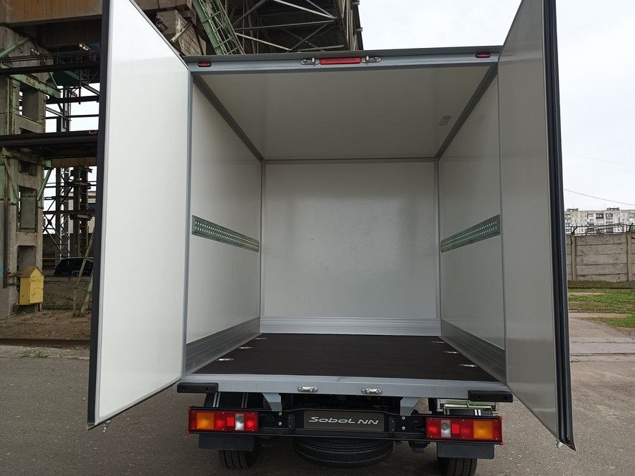 Фото ГАЗ Sobol NN 108