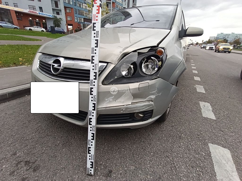 Фото Opel Zafira 24